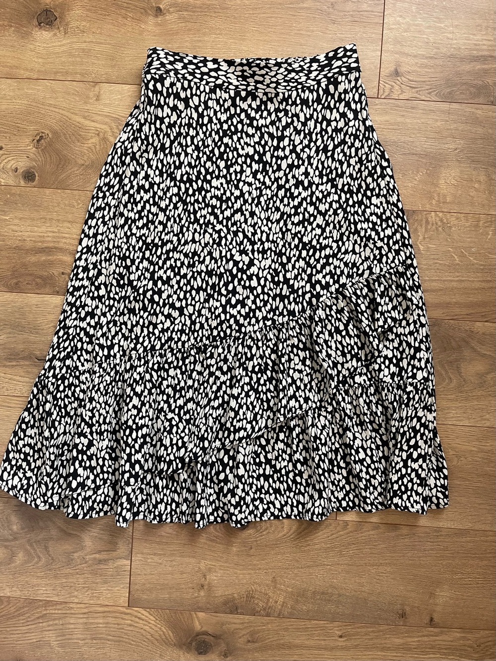 Talbots Black and White Printed Ruffle-Hem Midi Skirt